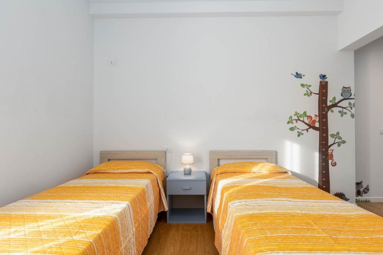 Siena Historic Center Stylish Flat With Balcony! Apartment ภายนอก รูปภาพ