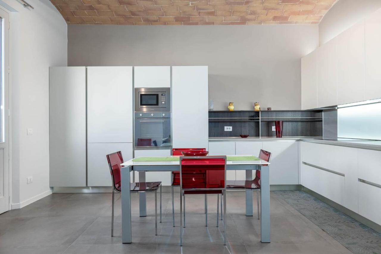 Siena Historic Center Stylish Flat With Balcony! Apartment ภายนอก รูปภาพ