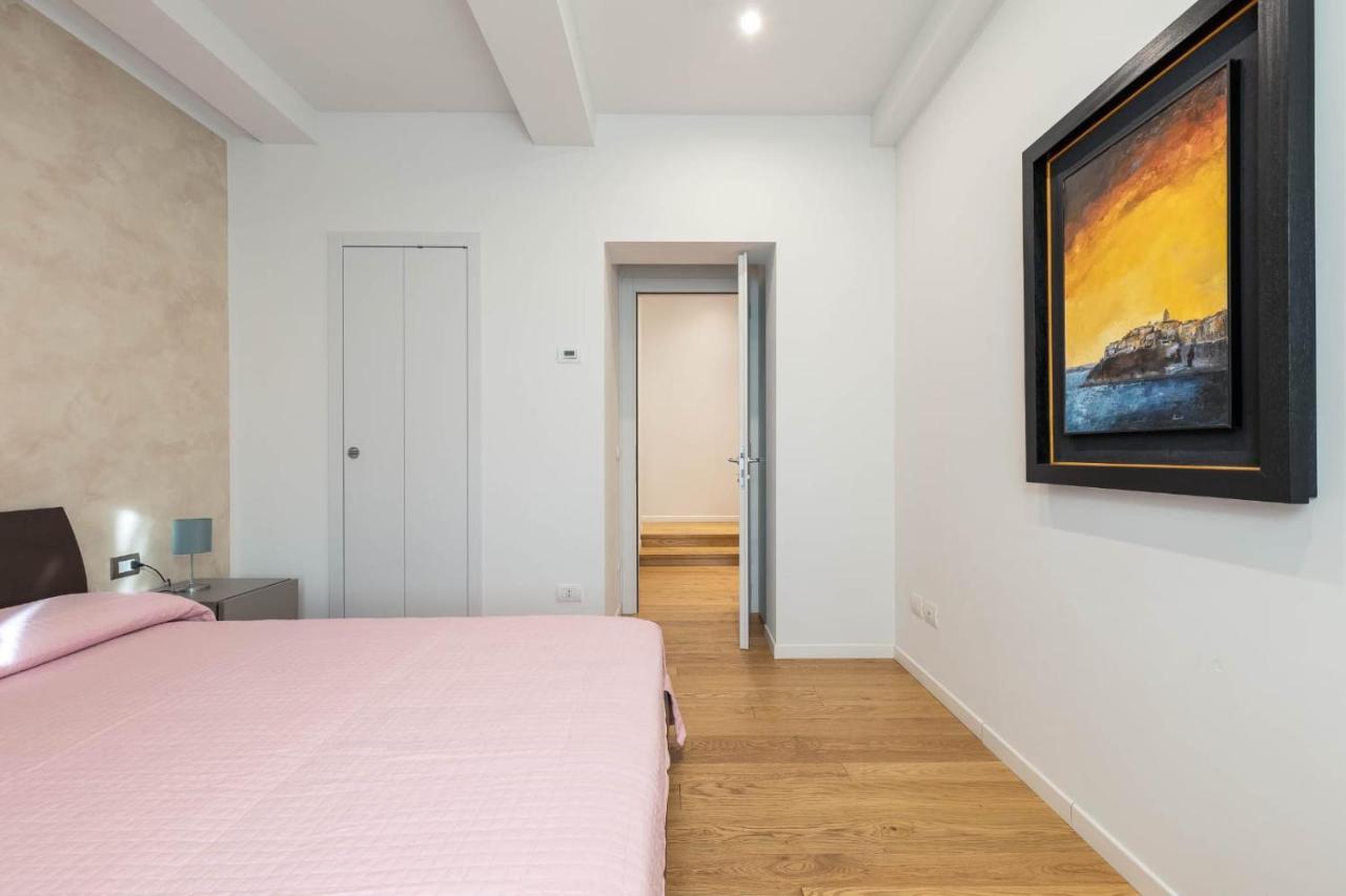 Siena Historic Center Stylish Flat With Balcony! Apartment ภายนอก รูปภาพ