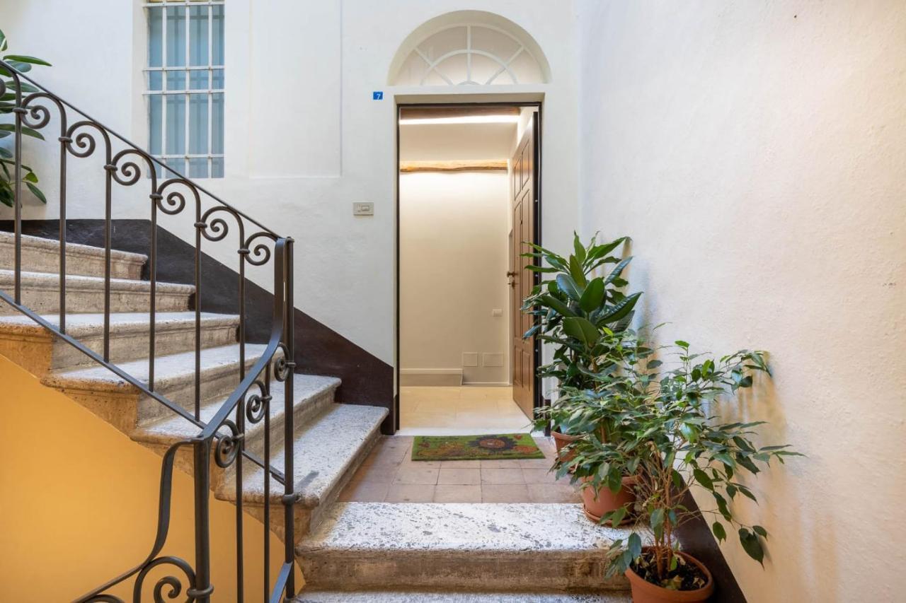 Siena Historic Center Stylish Flat With Balcony! Apartment ภายนอก รูปภาพ