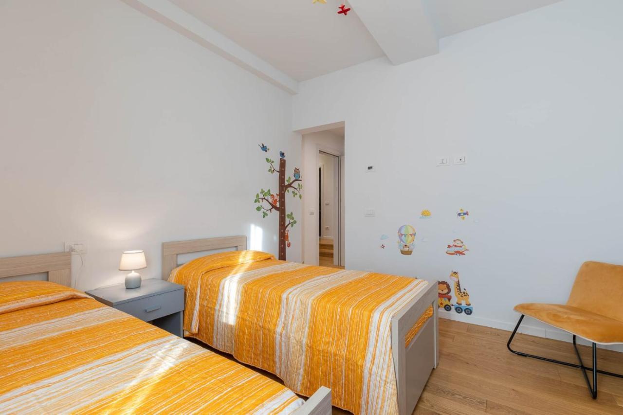 Siena Historic Center Stylish Flat With Balcony! Apartment ภายนอก รูปภาพ